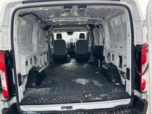 Used 2019 Ford Transit 250 130 Low Roof image 6