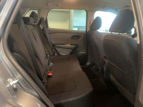 Used 2023 Nissan Rogue S image 16