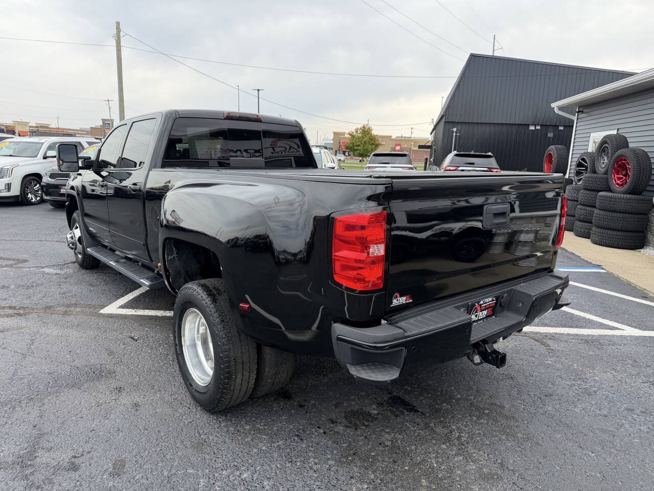 Used 2018 GMC Sierra 3500 Denali AWD/4WD image 3
