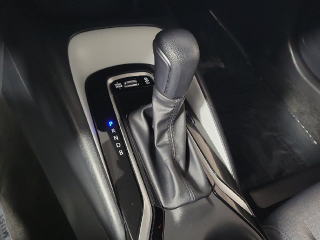 Used 2023 Toyota Corolla SE w/ SE Premium Package FWD image 31