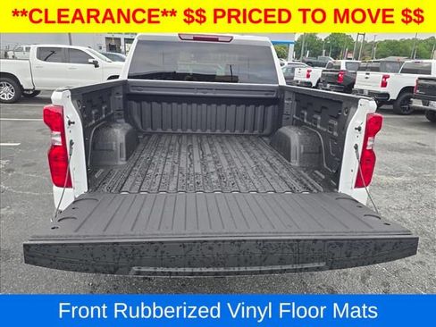 New 2026 Chevrolet Silverado 1500 Custom w/ LPO, Dark Essentials Package AWD/4WD image 31