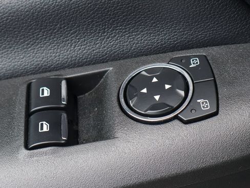 Used 2023 Ford Mustang Coupe RWD image 19