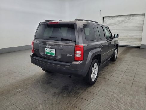 Used 2016 Jeep Patriot Latitude image 9