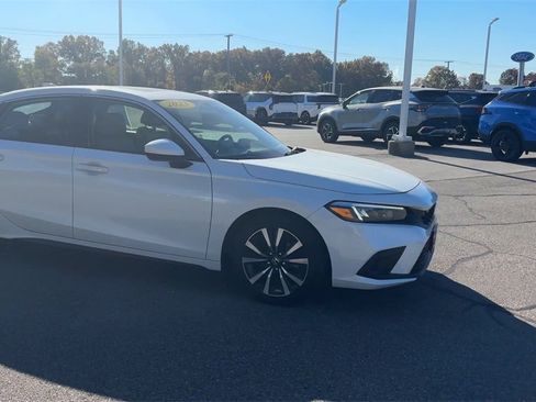 Used 2023 Honda Civic EX-L image 9