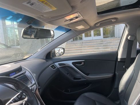 Used 2013 Hyundai Elantra Limited w/ Technology Pkg image 11