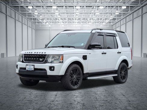 Used 2015 Land Rover LR4 HSE AWD/4WD image 9