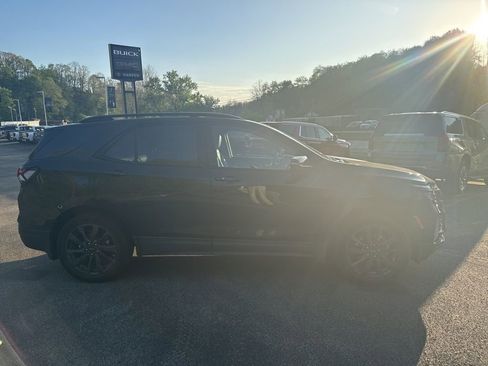 Used 2024 Chevrolet Equinox RS w/ RS Leather Package AWD/4WD image 2