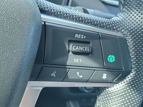 Used 2024 Mitsubishi Outlander SE AWD/4WD image 27