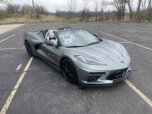 Used 2024 Chevrolet Corvette Stingray Premium Conv RWD image 38