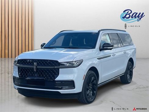 New 2025 Lincoln Navigator L Reserve w/ Jet Appearance Package image 1