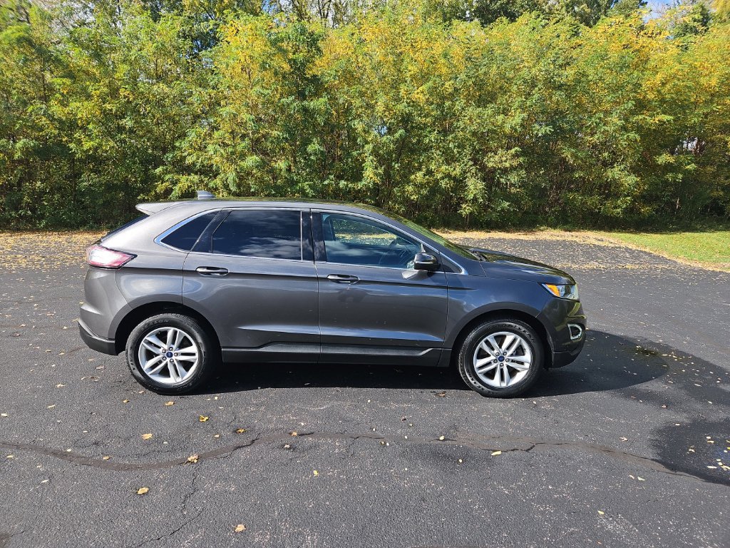 Used 2017 Ford Edge SEL w/ Equipment Group 201A AWD/4WD image 8