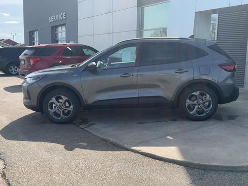 New 2025 Ford Escape ST-Line w/ Tech Pack #1 image 2