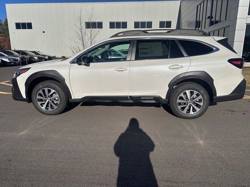 New 2025 Subaru Outback Premium image 8