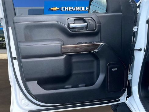 Used 2021 Chevrolet Silverado 1500 LT Trail Boss w/ Convenience Package II AWD/4WD image 21