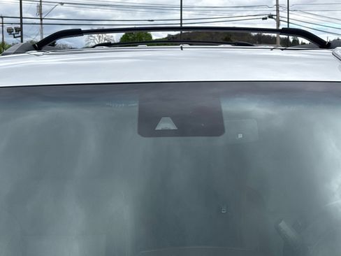 Used 2018 Chevrolet Suburban LT image 10