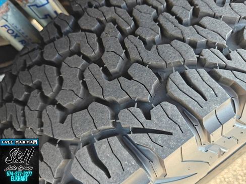 Used 2013 Ford F150 Raptor w/ Luxury Equipment Group AWD/4WD image 24