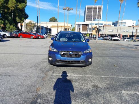 Used 2018 Subaru Crosstrek 2.0i Premium image 2