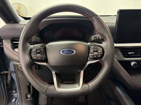 Certified 2026 Ford Explorer ST-Line w/ ST-Line Street Pack RWD image 18