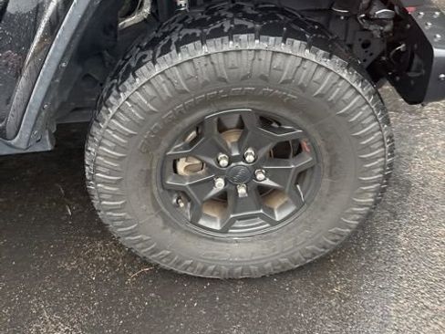 Used 2020 Jeep Gladiator Rubicon image 29