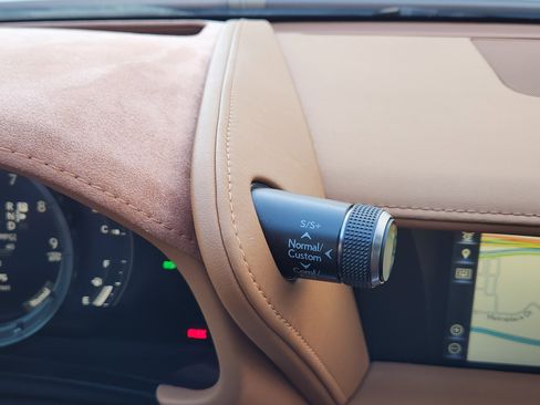 Used 2018 Lexus LC 500 Coupe image 28