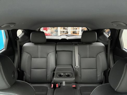 Used 2024 Chevrolet Blazer LT FWD image 27