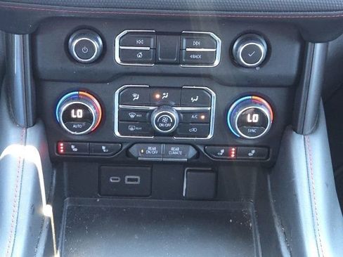 Used 2021 Chevrolet Suburban RST w/ Rear Media and Nav Package AWD/4WD image 36