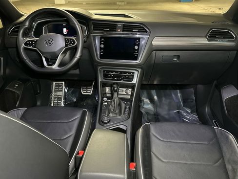 Used 2023 Volkswagen Tiguan SEL R-Line image 19
