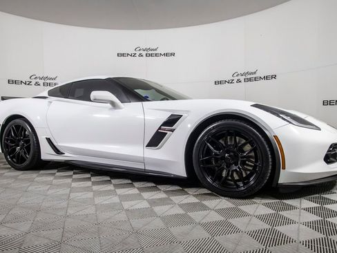 Used 2019 Chevrolet Corvette Grand Sport image 3