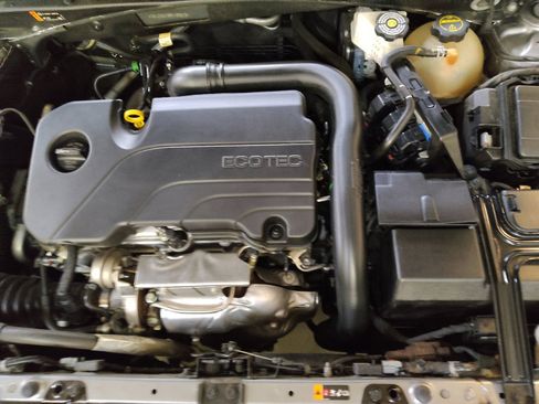 Used 2024 Chevrolet Malibu LT FWD image 30