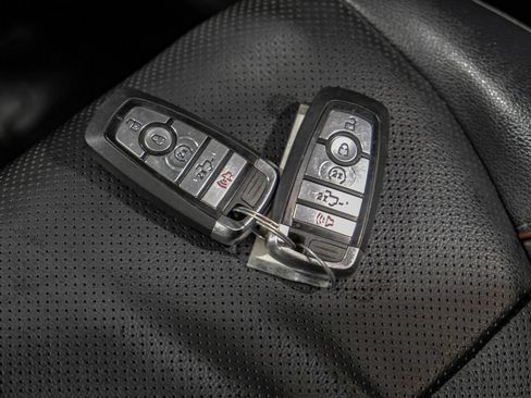 Used 2023 Ford F350 Lariat w/ FX4 Off-Road Package AWD/4WD image 64