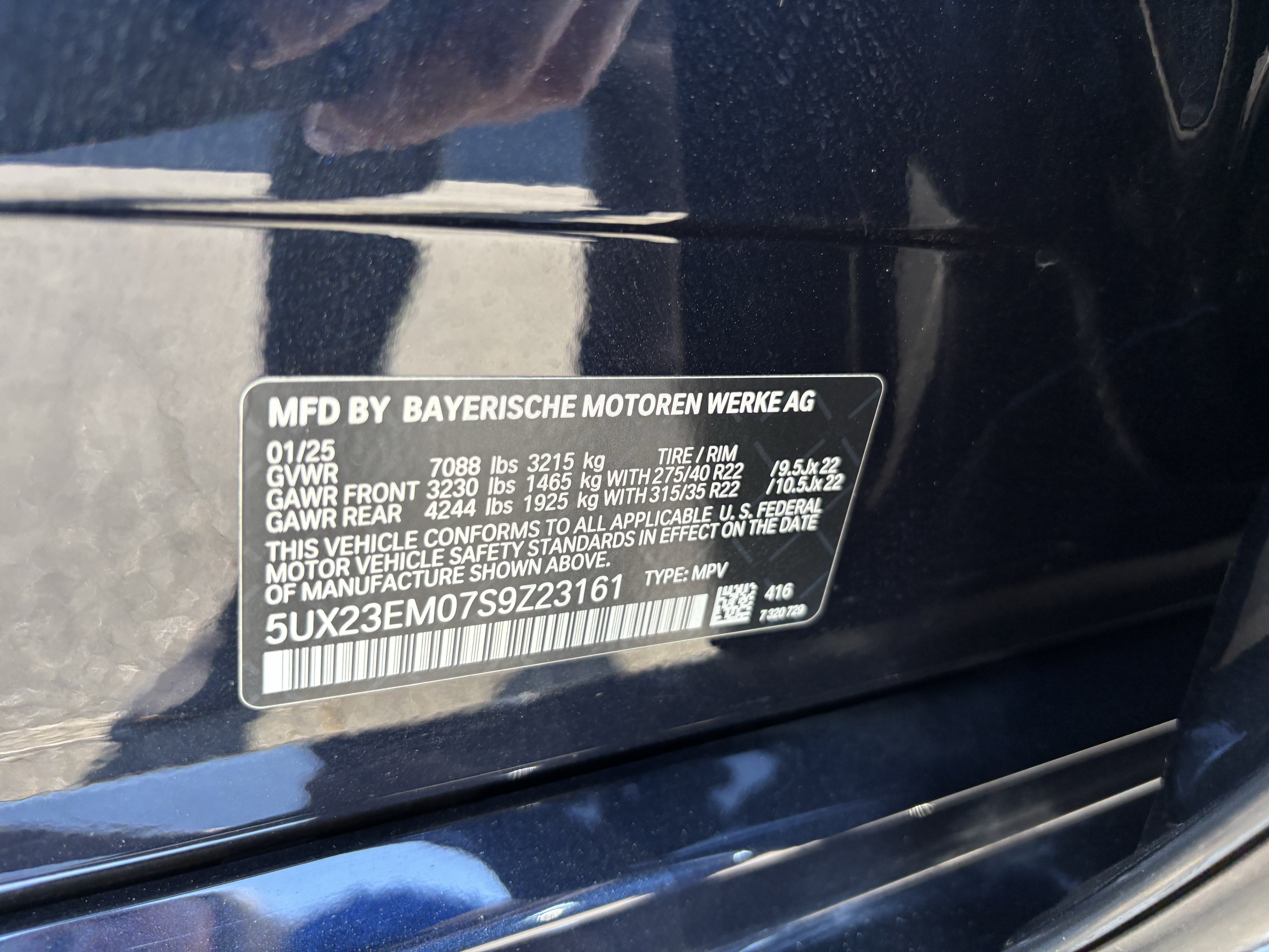 Certified 2025 BMW X7 xDrive40i w/ M Sport Package AWD/4WD image 37