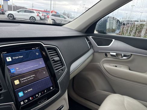 Used 2023 Volvo XC90 B5 Core w/ Climate Package image 26