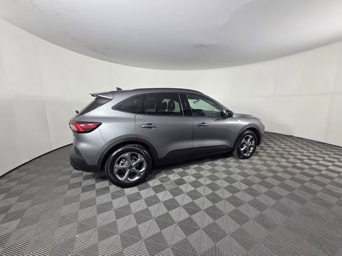 Used 2025 Ford Escape ST-Line image 5