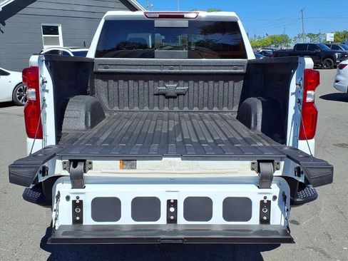 Used 2025 Chevrolet Silverado 1500 LT Trail Boss w/ LT Trail Boss Premium Package image 18