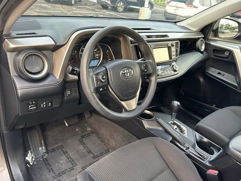 Used 2013 Toyota RAV4 XLE AWD/4WD image 32