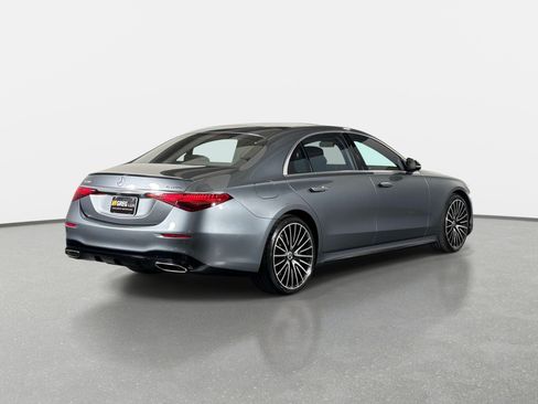 Used 2022 Mercedes-Benz S 580 4MATIC Sedan image 6