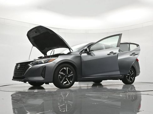 Used 2024 Nissan Sentra SV FWD image 48