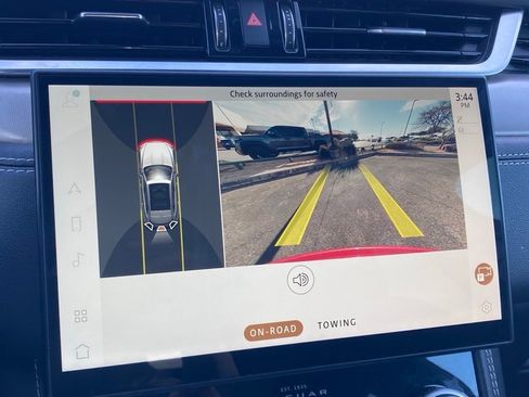 Used 2024 Jaguar F-PACE R-Dynamic S image 20