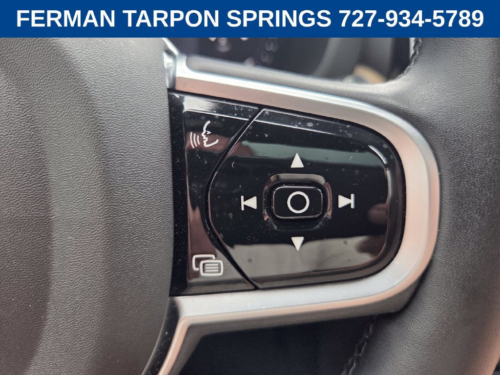 Certified 2026 Volvo XC60 B5 Plus AWD/4WD image 28