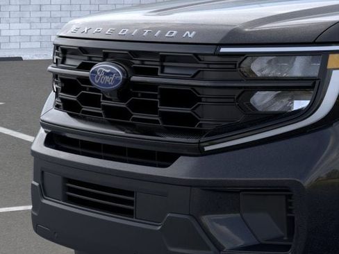 New 2026 Ford Expedition Max Active AWD/4WD image 17