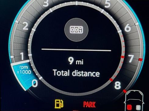 New 2026 Volkswagen Tiguan SE image 13