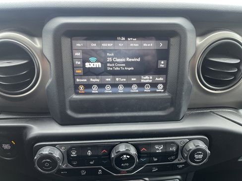 Used 2020 Jeep Wrangler Unlimited Sport image 24