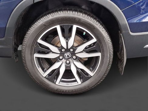 Certified 2020 Honda Pilot Touring image 7