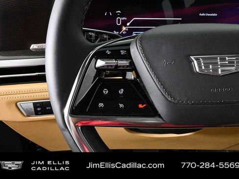 New 2025 Cadillac Escalade IQ Luxury 2 AWD/4WD image 10