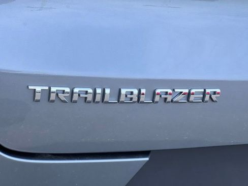 New 2026 Chevrolet TrailBlazer LS FWD image 2