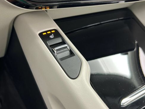 Used 2024 Kia Telluride S w/ S Sunroof Package FWD image 35