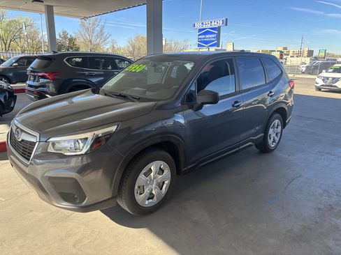Used 2020 Subaru Forester AWD/4WD image 4