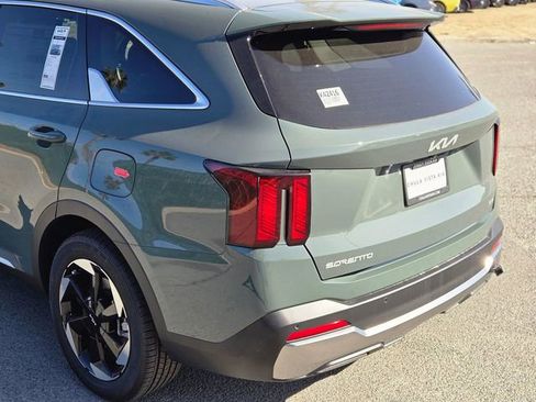 New 2026 Kia Sorento EX image 8