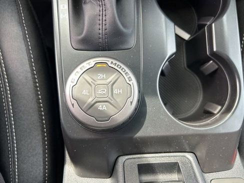 New 2026 Ford Bronco Badlands image 19