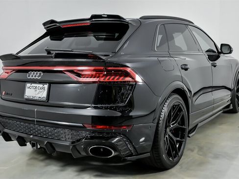 Used 2021 Audi RS Q8 w/ Luxury Package AWD/4WD image 12